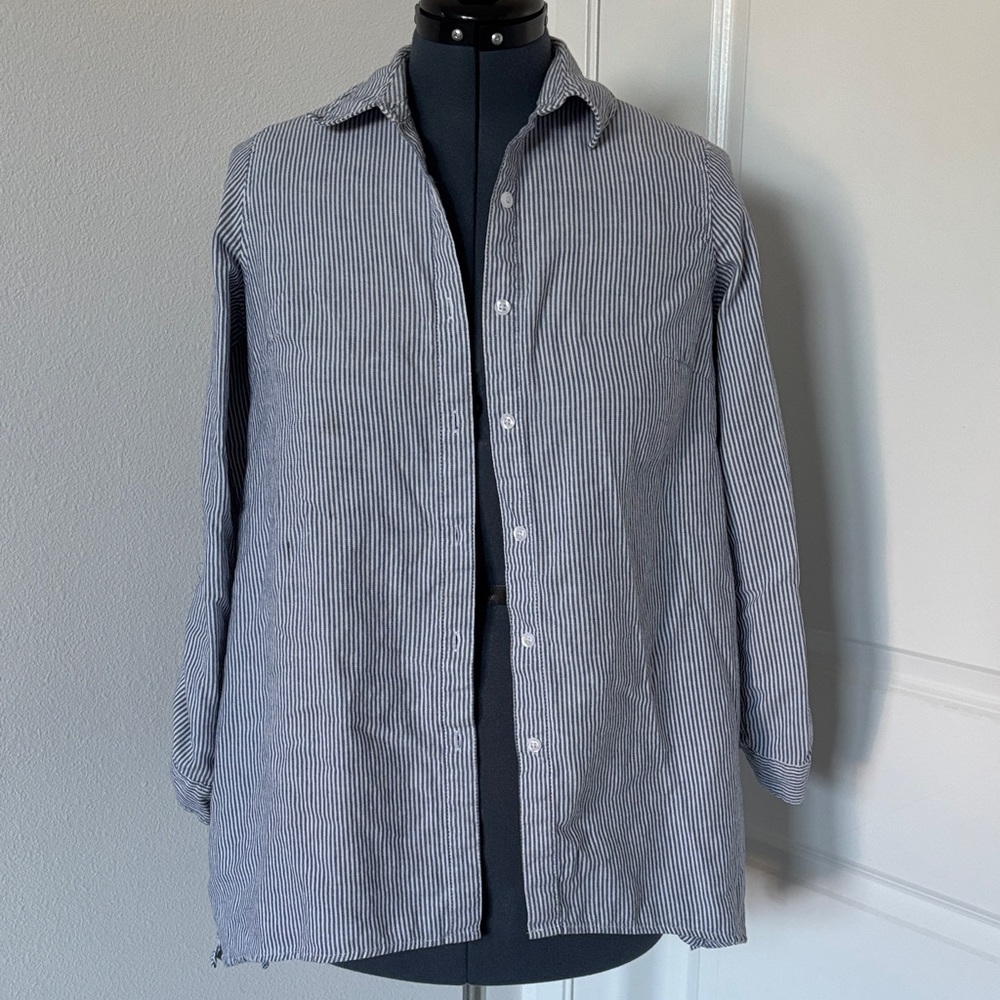 Zac & Rachel Women’s Blue and White Striped Shirt